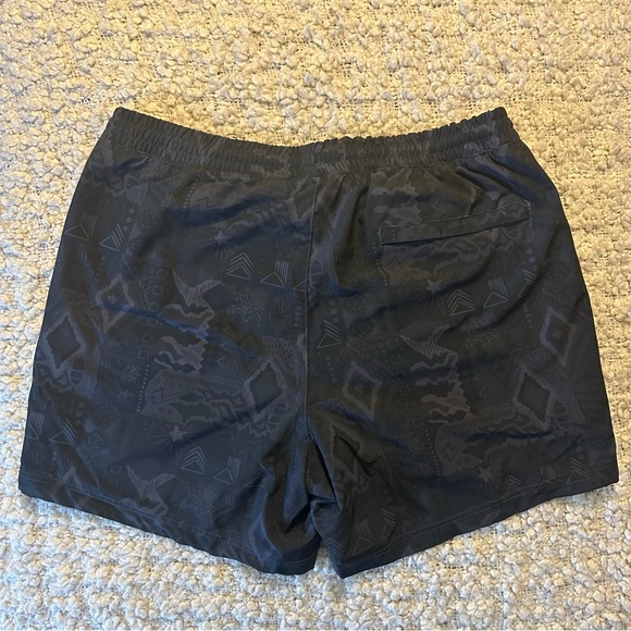Maamgic 2in1 Lined Gym Shorts - Black Mayan print - Size XL - Picture 7 of 7